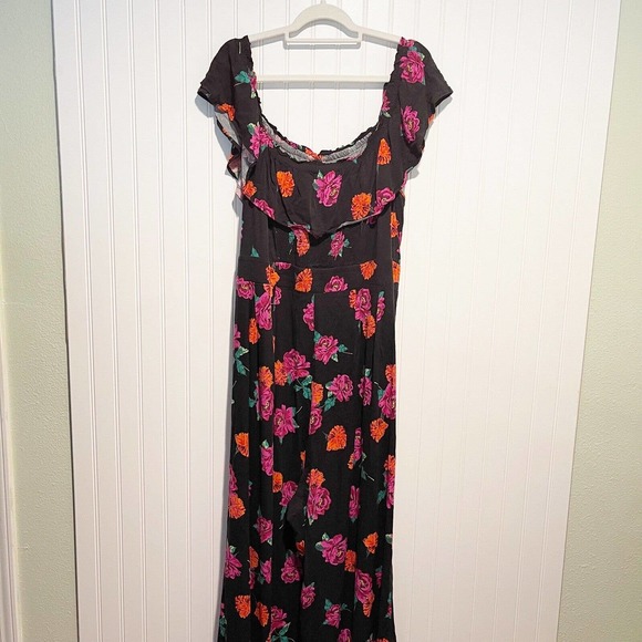 Torrid Black Floral Off the Shoulder Jumpsuit Size 3X - Picture 8 of 9